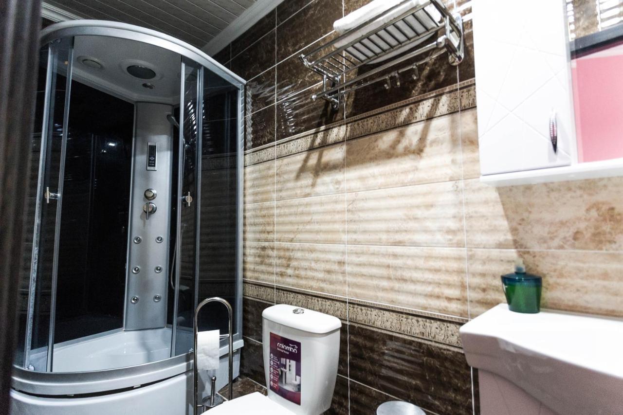Star Rent Hotel Chişinău Extérieur photo